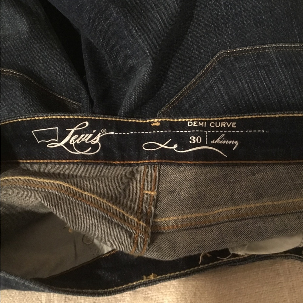 LEVI’S JEANS - Picture 7 of 10